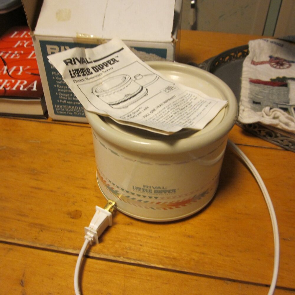 Rival Little DIpper New vintage small crockpot southwest design